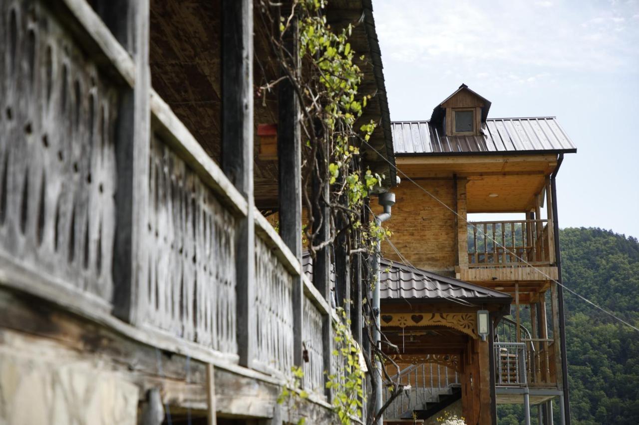 Gentry House Hotel Ambrolauri Exterior photo